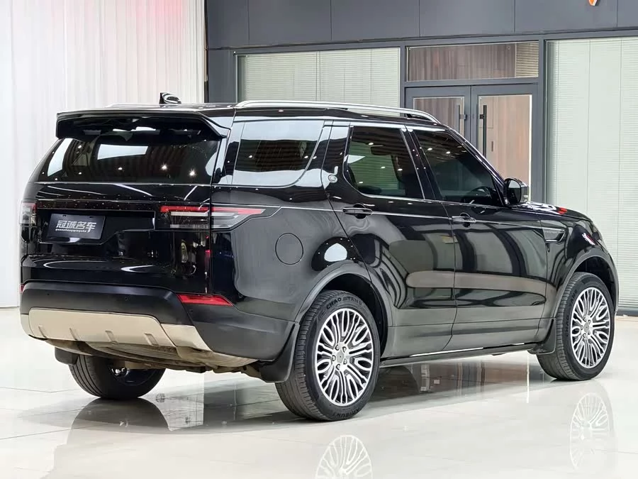 Land Rover finds