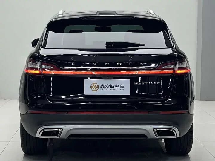 Lincoln navigator