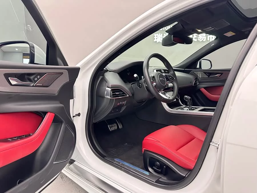 Jaguar XEL