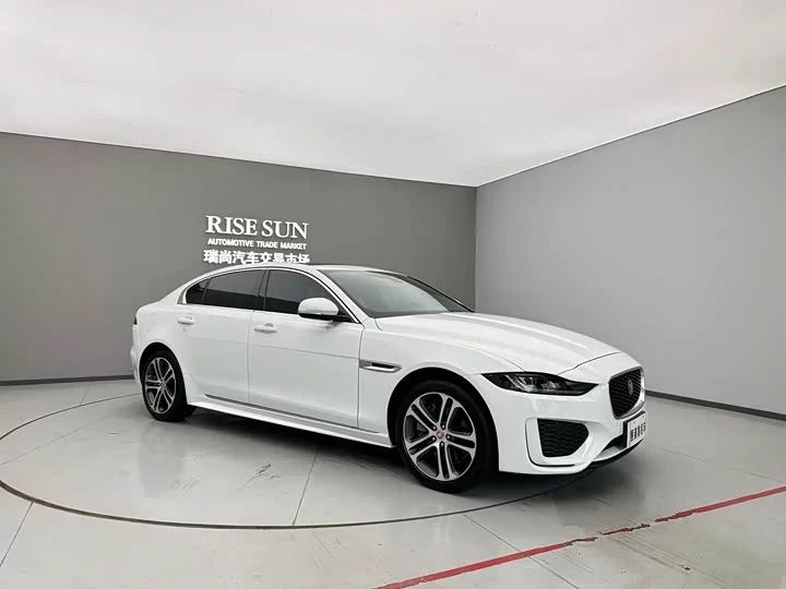 Jaguar XEL