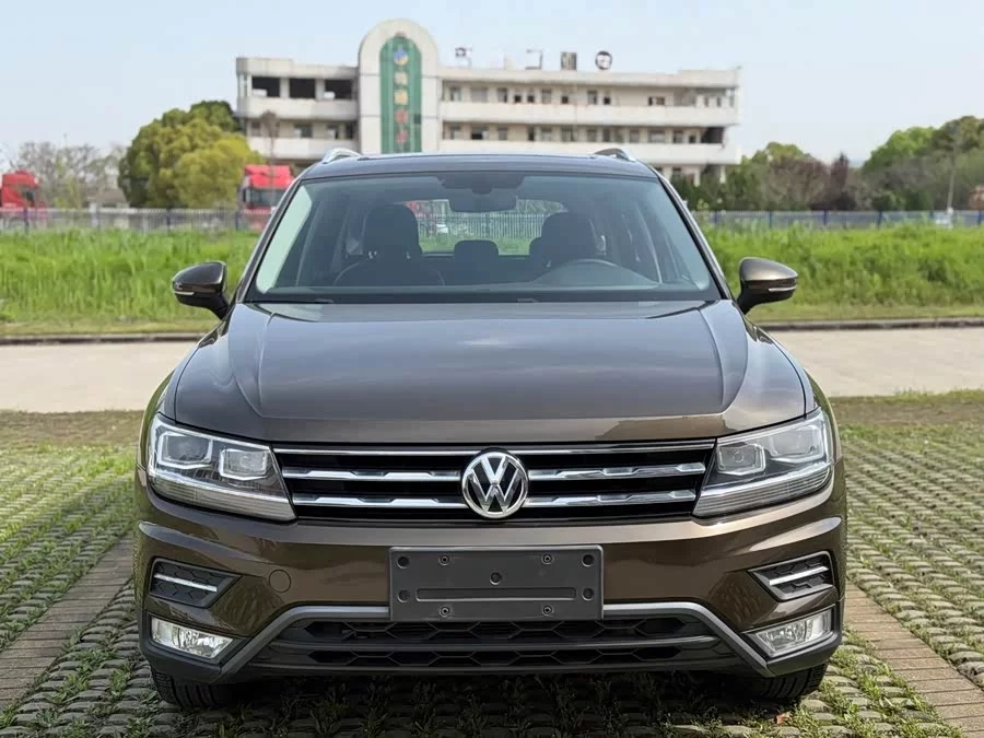 Volkswagen Tiguan L