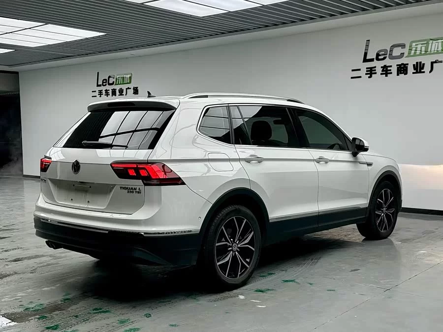 Volkswagen Tiguan L
