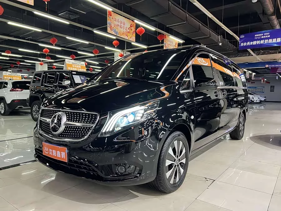 Mercedes Benz Vito