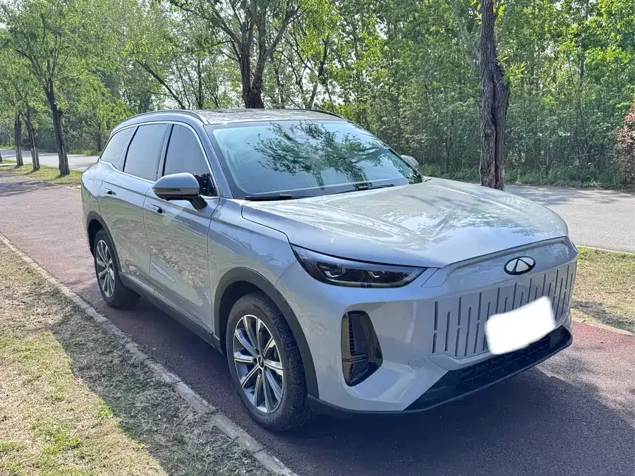 Chery Fengyun T9