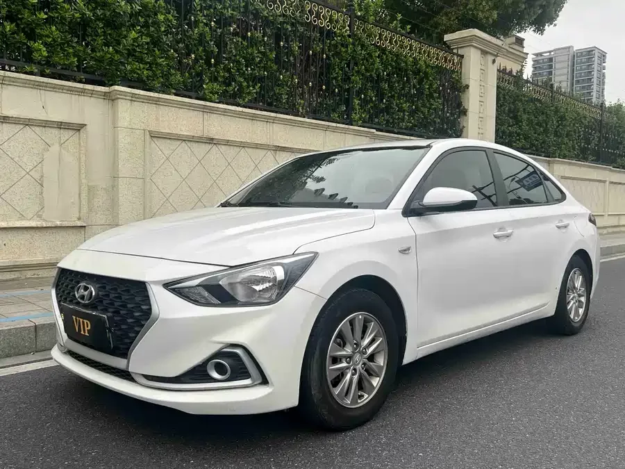 Hyundai Elantra / Celesta