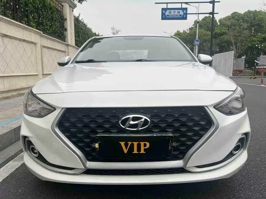 Hyundai Elantra / Celesta