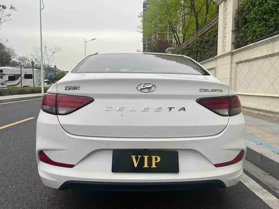 Hyundai Elantra / Celesta