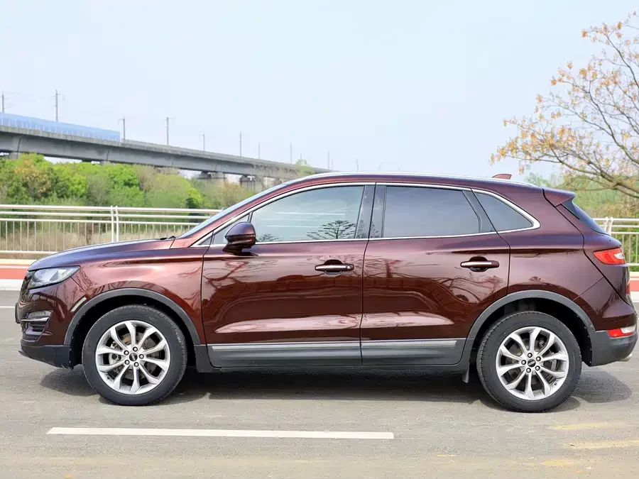Lincoln MKC
