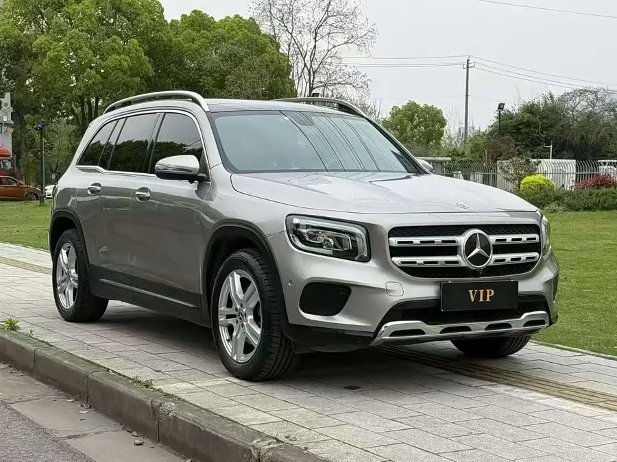 Mercedes Benz GLB