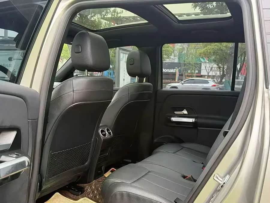 Mercedes Benz GLB