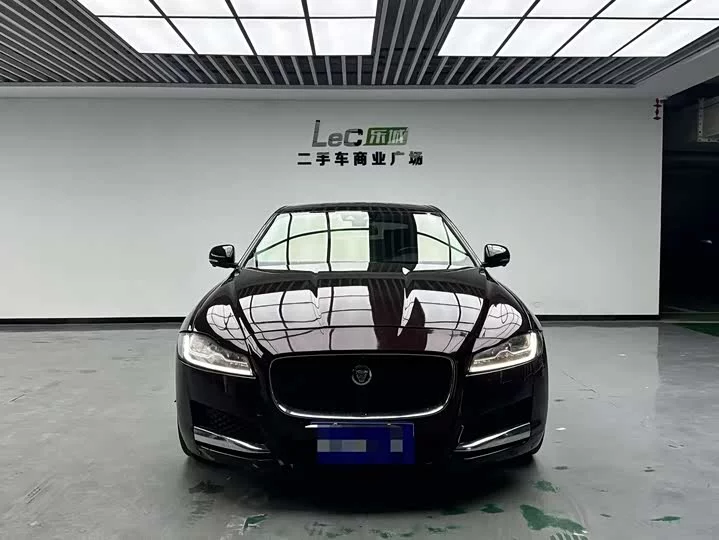 Jaguar XFL