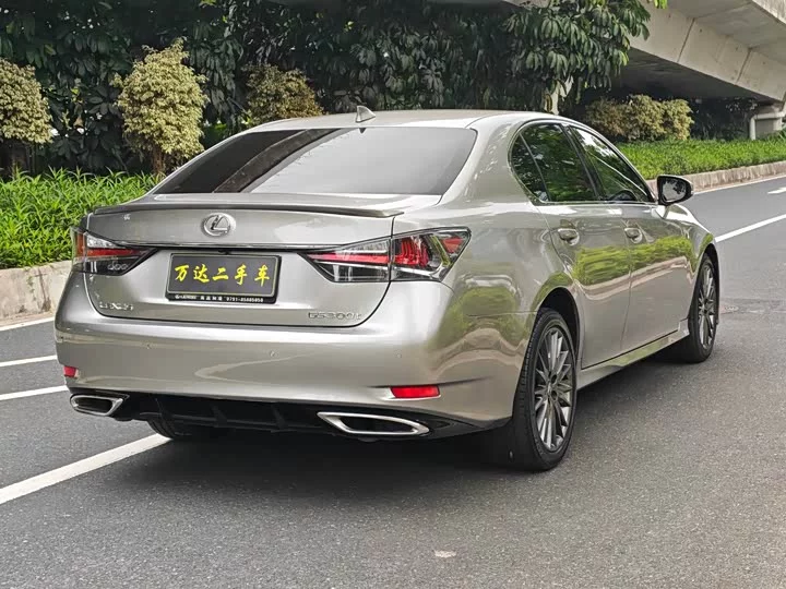 Lexus GS