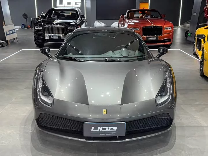 ferrari 488