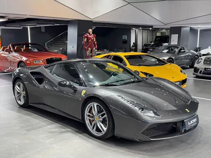 ferrari 488