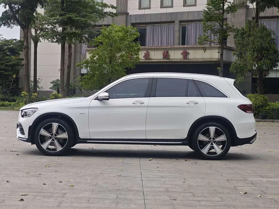 Mercedes Benz GLC