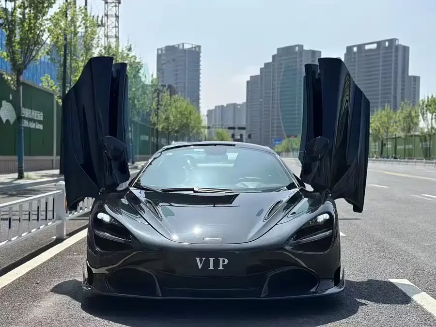 McLaren 720S