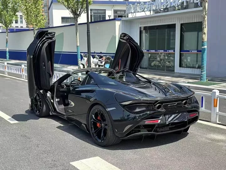 McLaren 720S