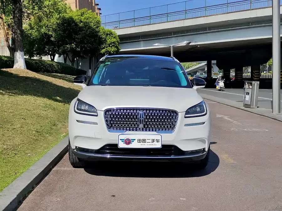 Lincoln Adventurer
