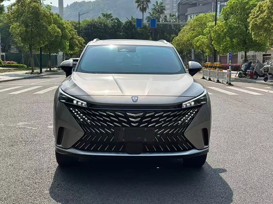 Roewe RX5