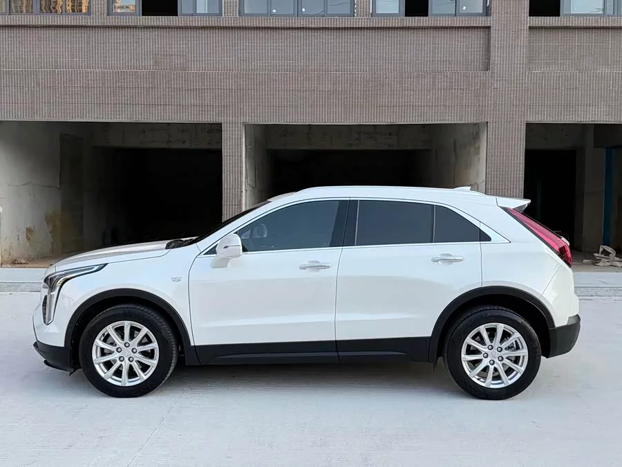 Cadillac XT4