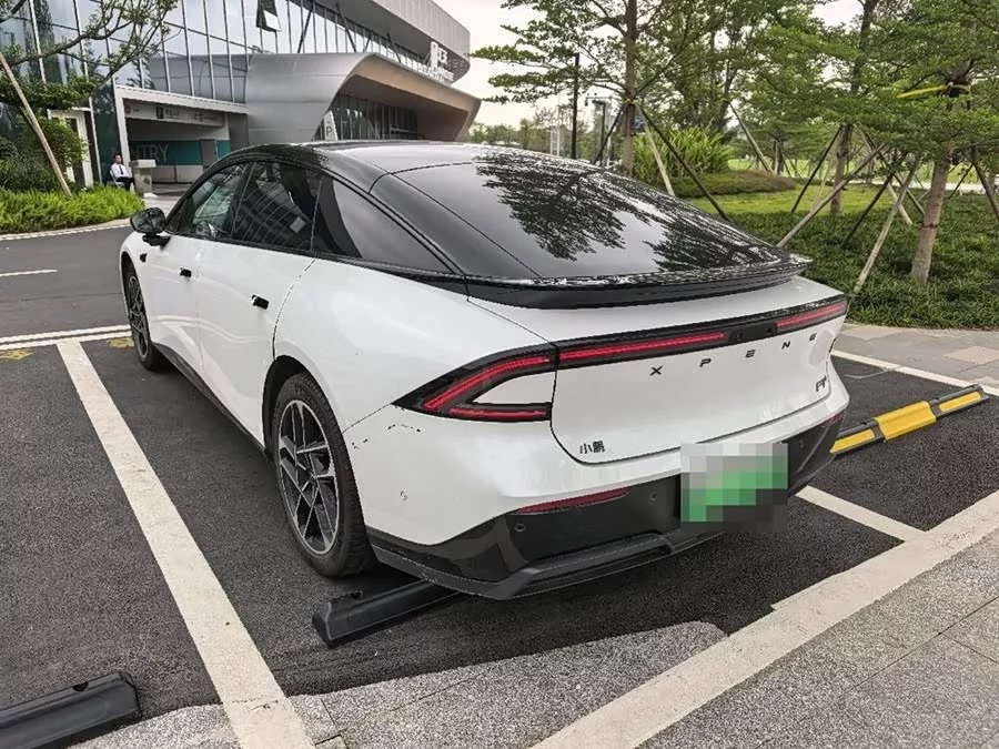 Xpeng P7+