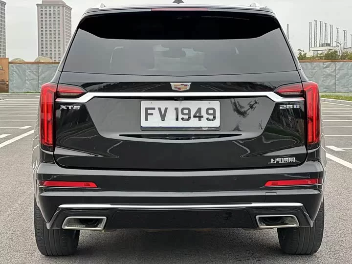 Cadillac XT6