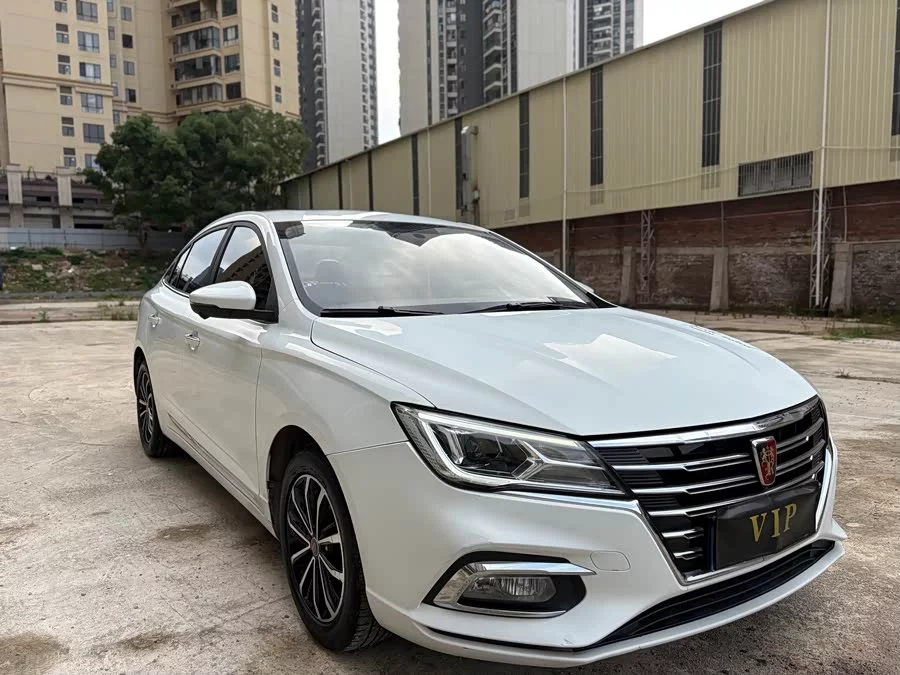 Roewe i5