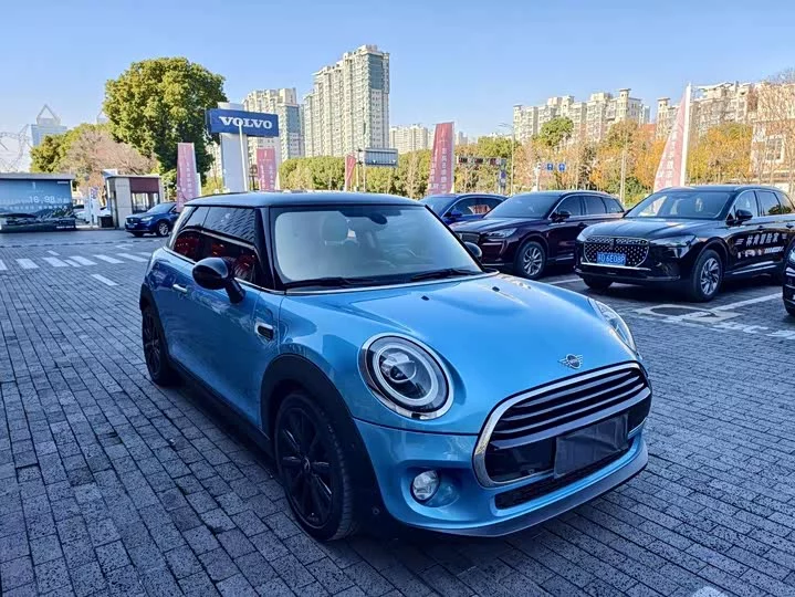 MINI 