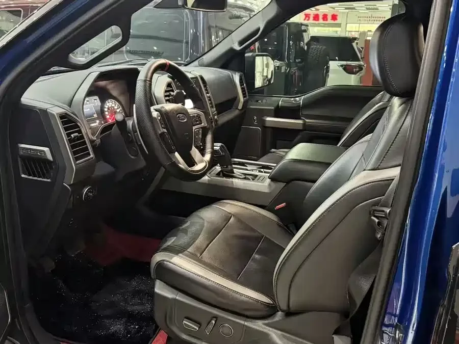 Ford F-150 Raptor