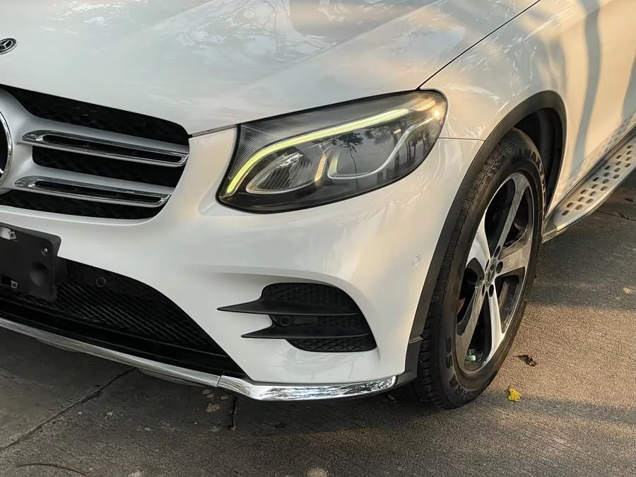 Mercedes Benz GLC