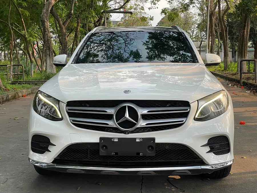 Mercedes Benz GLC