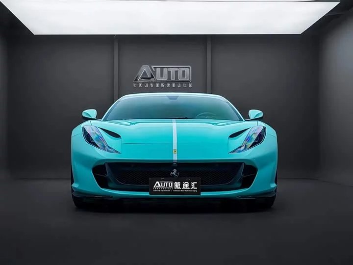 ferrari 812