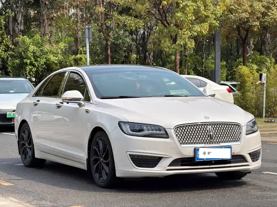 Lincoln MKZ
