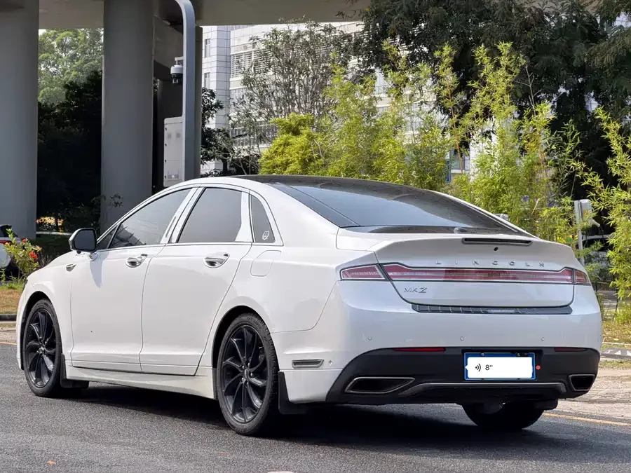 Lincoln MKZ