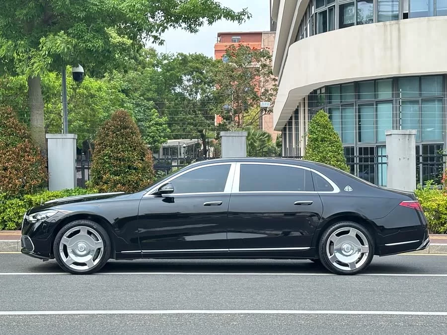 Mercedes Benz Maybach S-Class