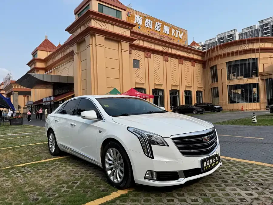 Cadillac XTS