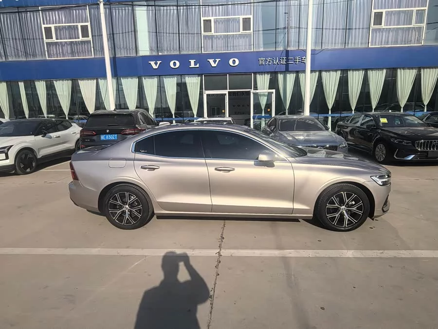 Volvo S60