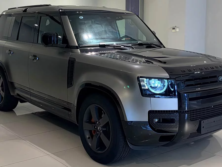 Land Rover guard