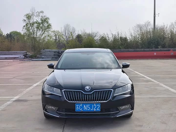 Skoda SuperB