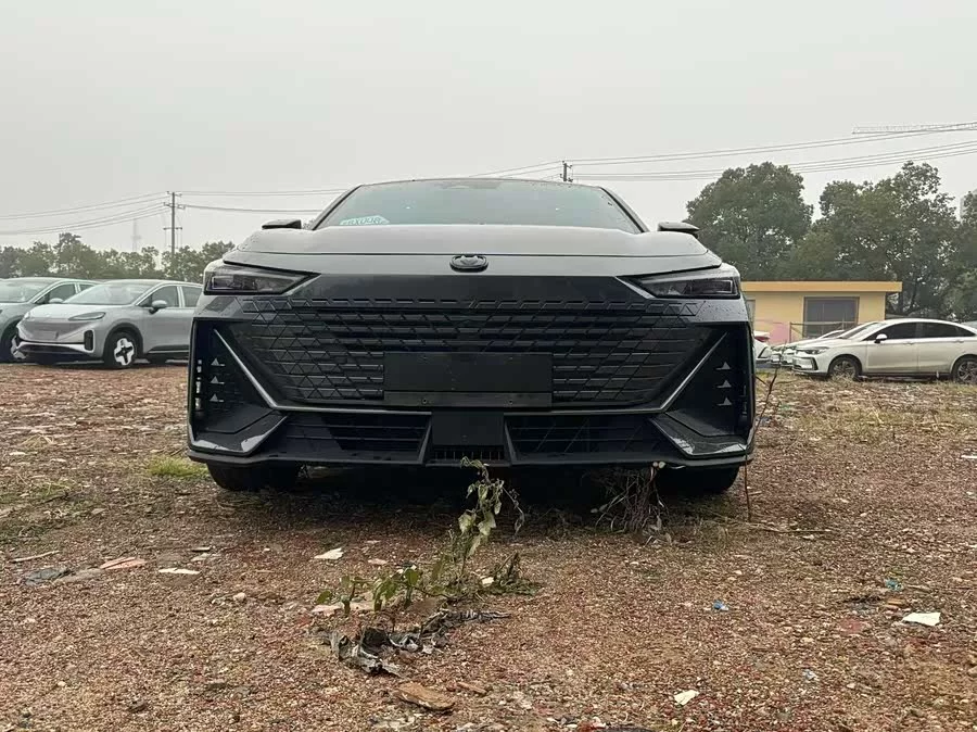 Changan UNI-V