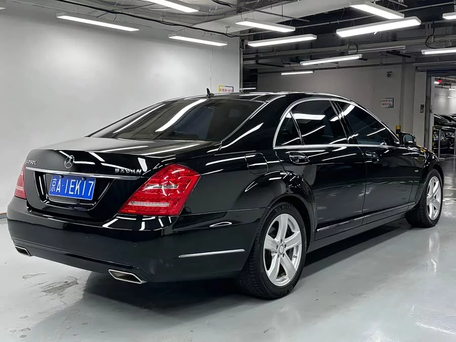 Mercedes Benz S class