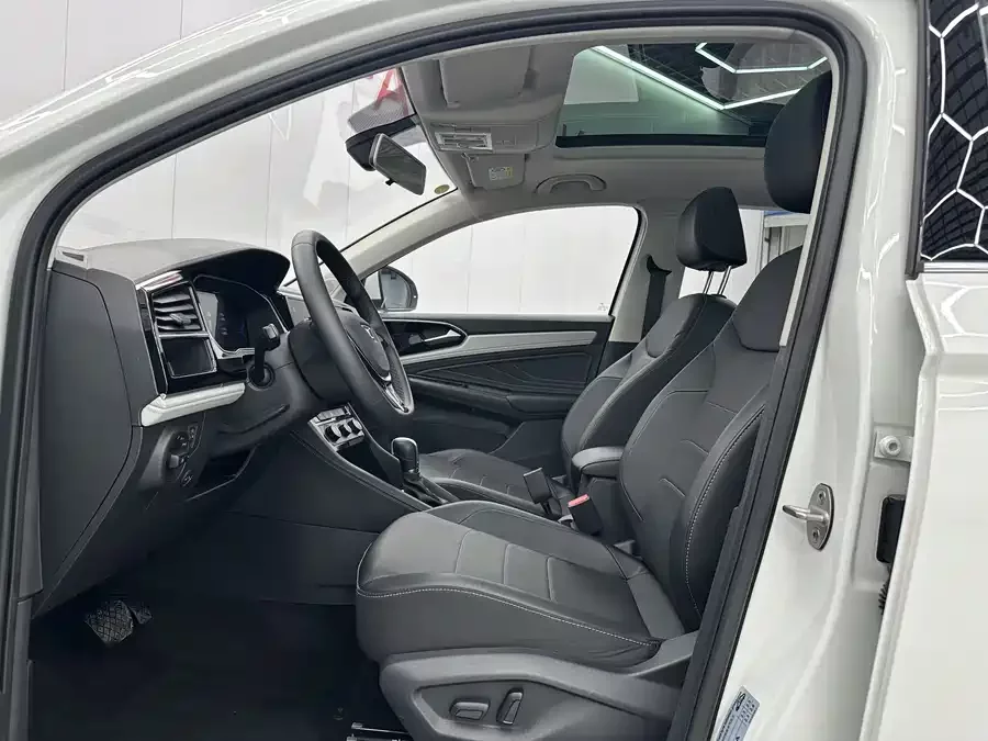 Jetta VS7