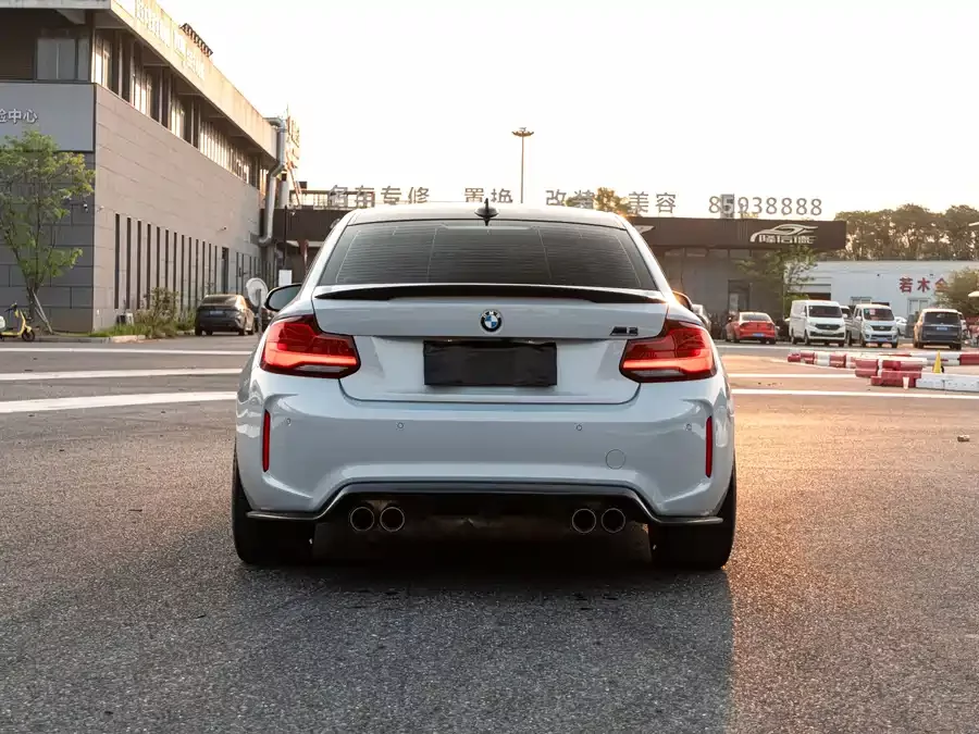 BMW M2
