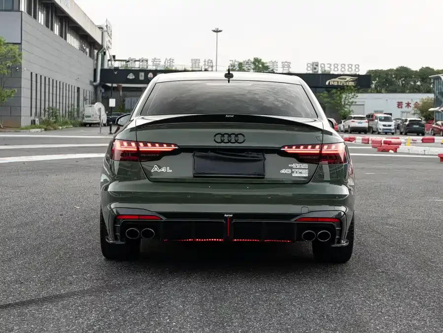 Audi S4