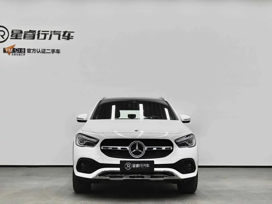 Mercedes Benz GLA