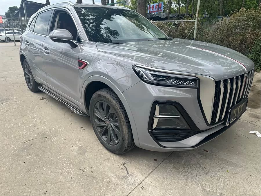 Hongqi HS5