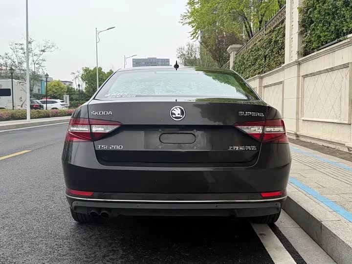 Skoda SuperB