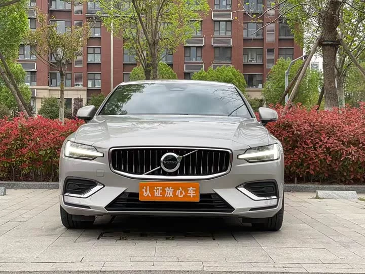 Volvo S60