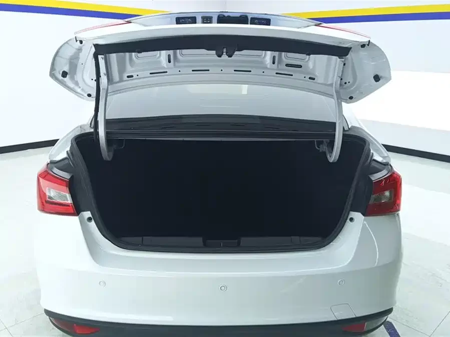 Chery Arrizo 5