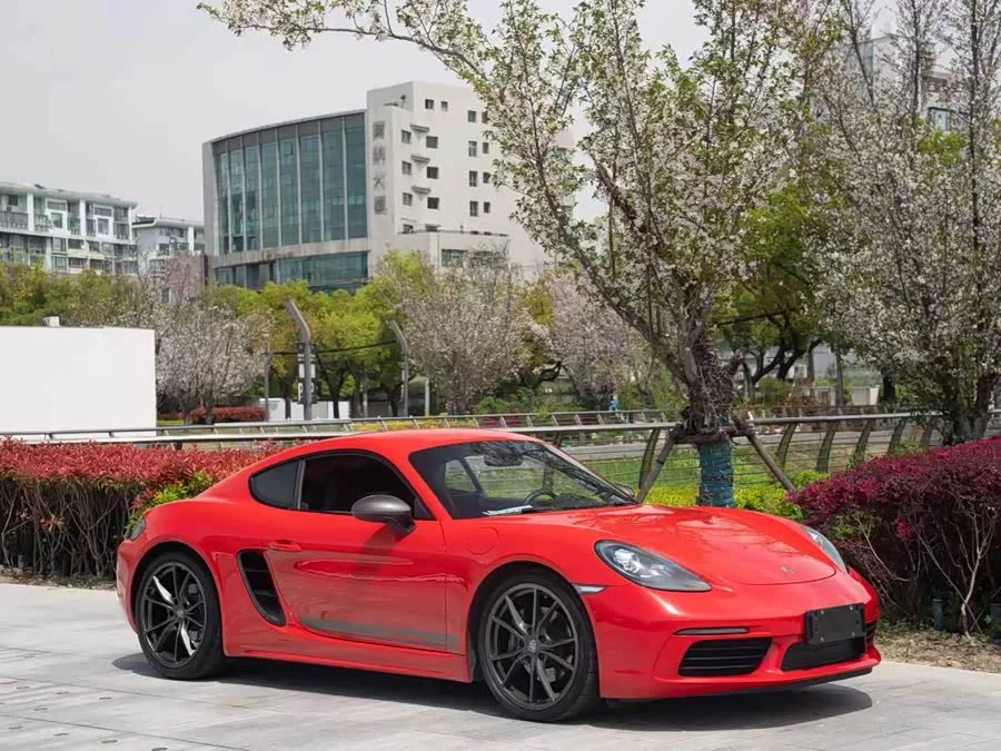 Porsche 718